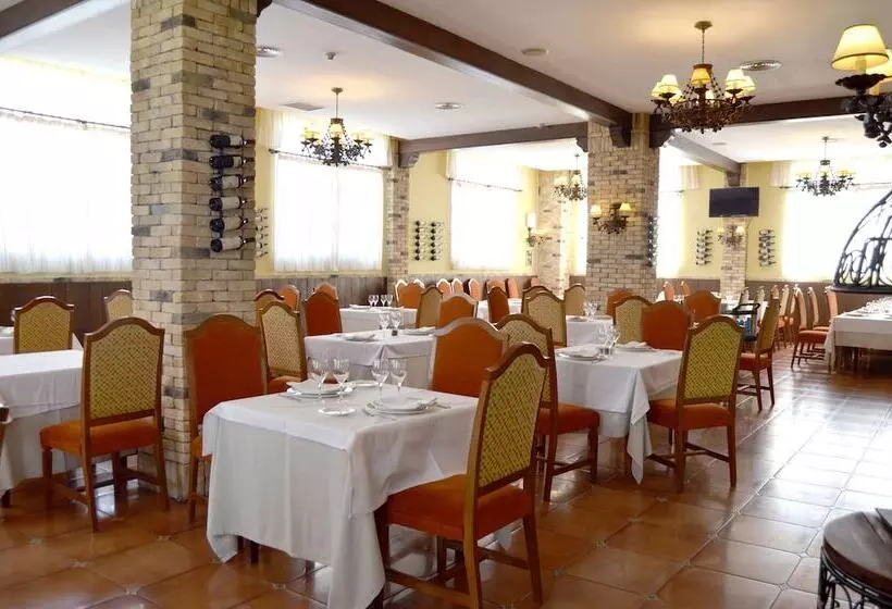 Fotos del hotel Lasa Sport:  23