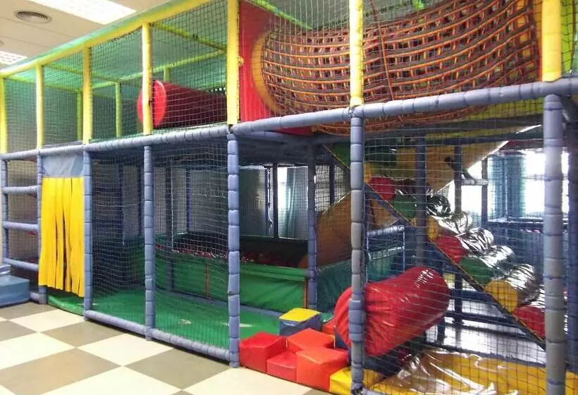 Fotos del hotel Lasa Sport:  8