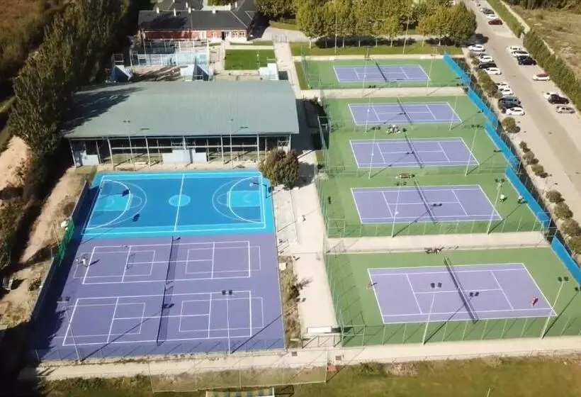 Fotos del hotel Lasa Sport:  4