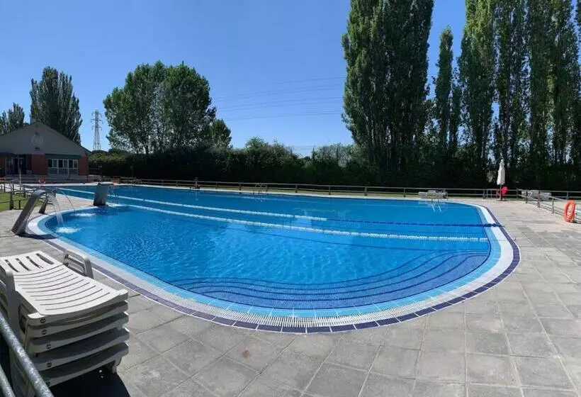 Fotos del hotel Lasa Sport:  15