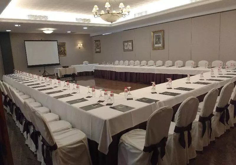 Fotos del hotel Lasa Sport:  7