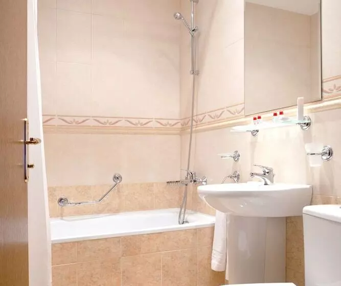 Fotos del hotel Lion Sofia:  7