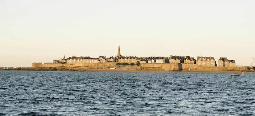 Fotos del hotel The Originals Saintmalo  Des Marins:  13