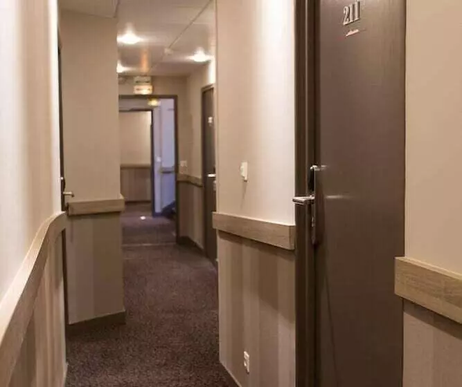 Fotos del hotel The Originals Saintmalo  Des Marins:  3