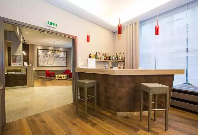 Fotos del hotel The Originals Saintmalo  Des Marins:  6