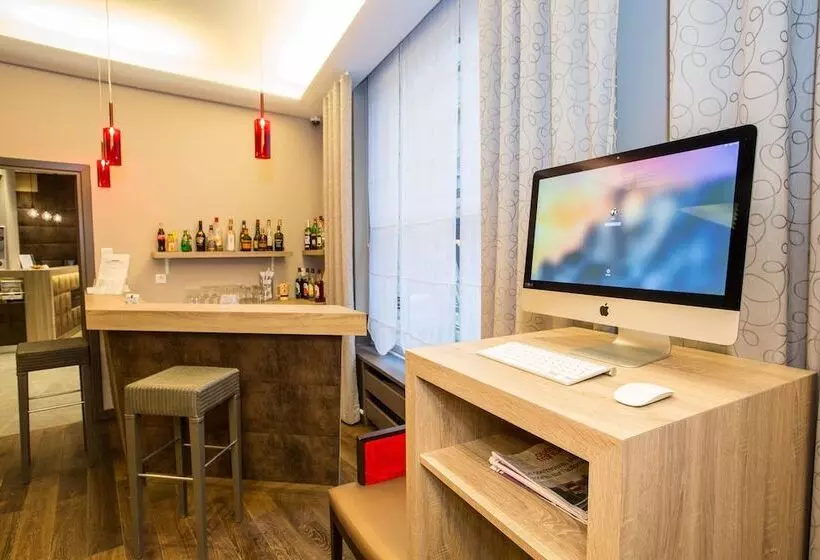 Fotos del hotel The Originals Saintmalo  Des Marins:  2