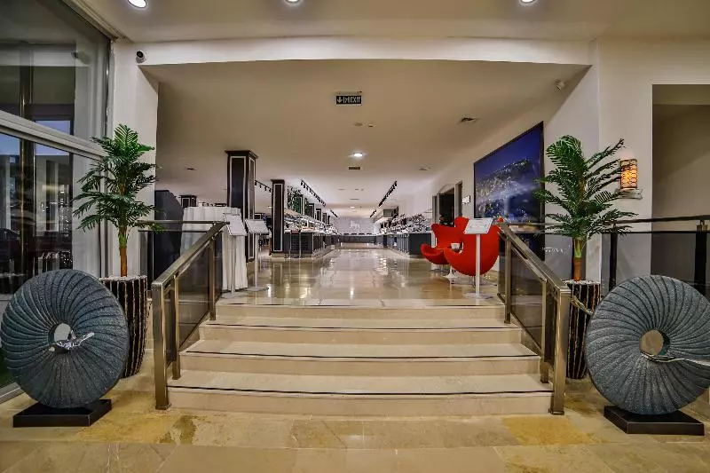 Fotos del hotel Grida City:  3