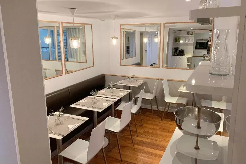 Fotos del hotel Villa Des Ambassadeurs:  3