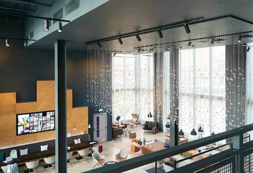 Fotos del hotel Moxy Chester:  19