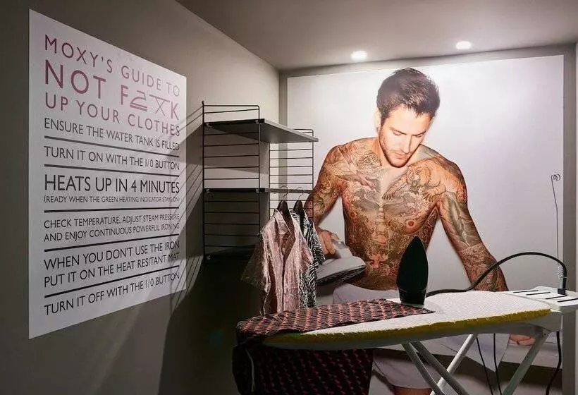 Fotos del hotel Moxy Chester:  8