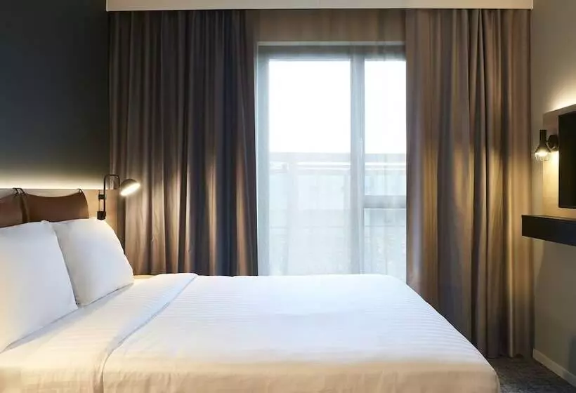 Fotos del hotel Moxy Chester:  6