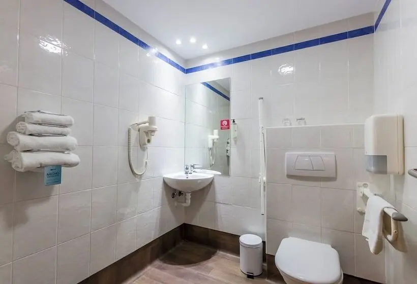 Fotos del hotel Campanile Madrid Alcalá De Henares:  15