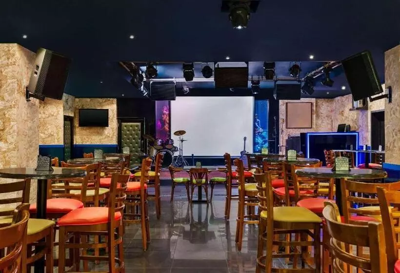 Fotos del hotel The Country Club:  80