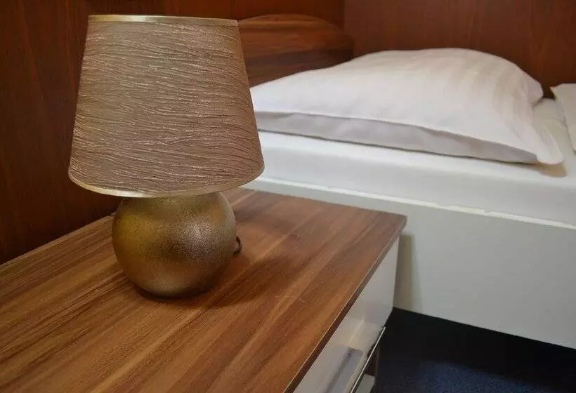 Fotos del hotel Apart Austria Suites:  23