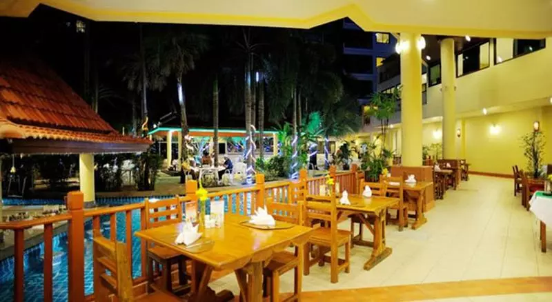 Fotos del hotel Baumanburi:  12