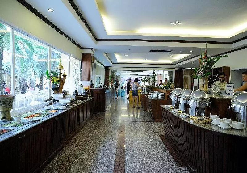 Fotos del hotel Baumanburi:  20