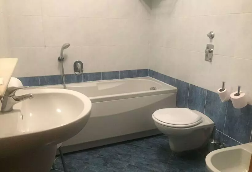 Fotos del hotel Keb:  9