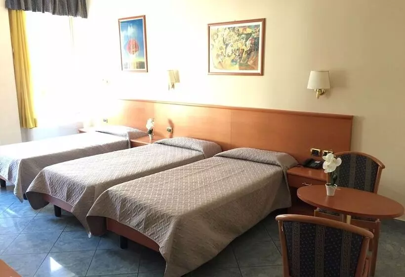 Fotos del hotel Keb:  10