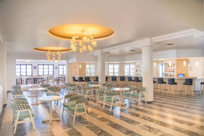 Fotos del hotel Semiramis Village:  2