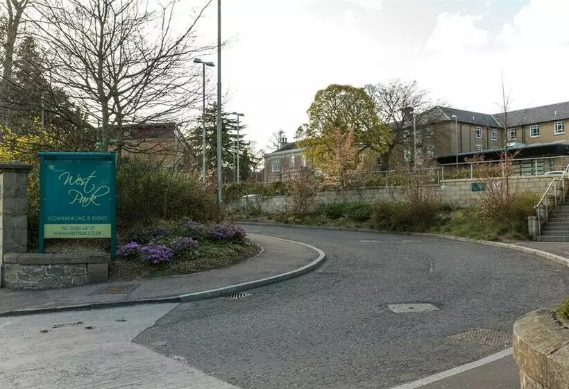 Fotos del hotel West Park Summer Campus:  8