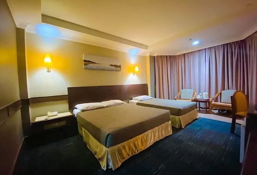 Fotos del hotel Hotel Grand Crystal:  2