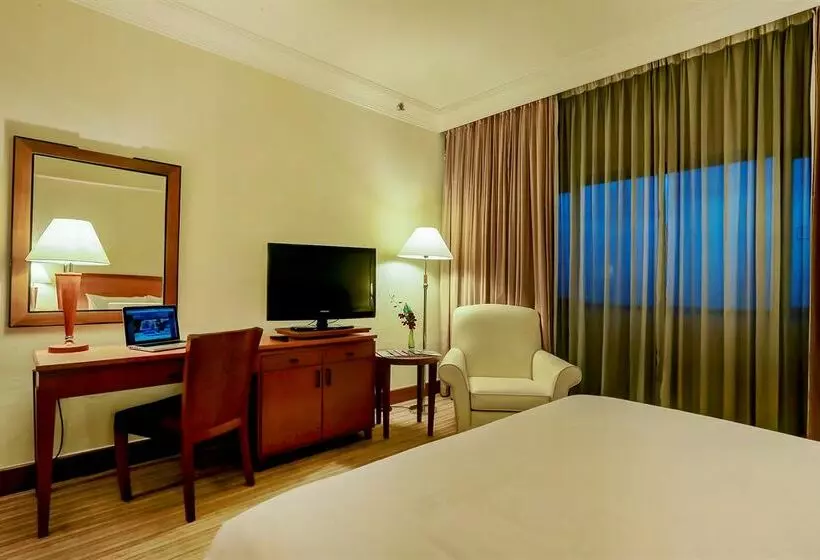 Fotos del hotel Grand Seasons:  10