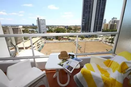 Fotos del hotel Surfers Plaza Resort:  13