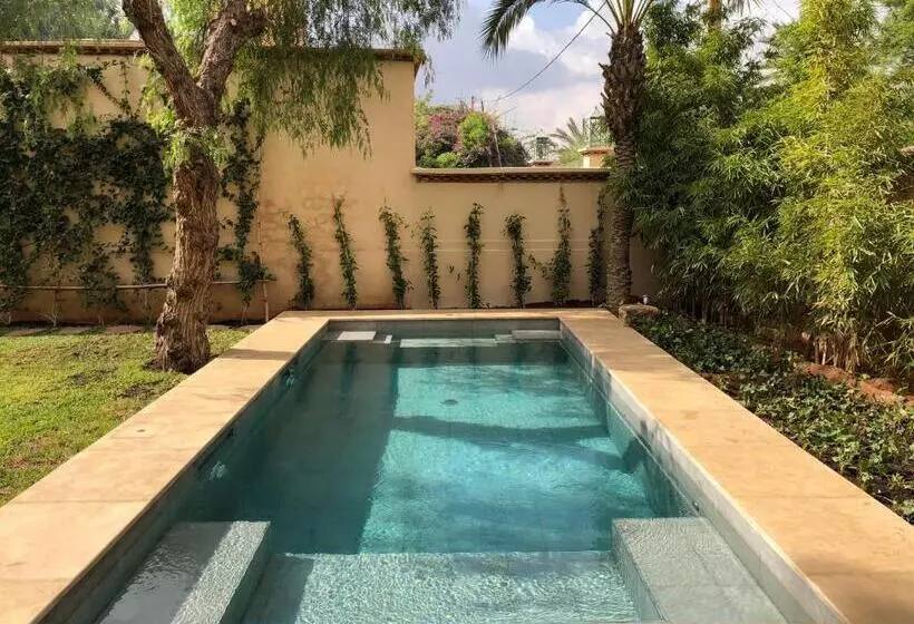 Fotos del hotel Les Deux Tours:  8