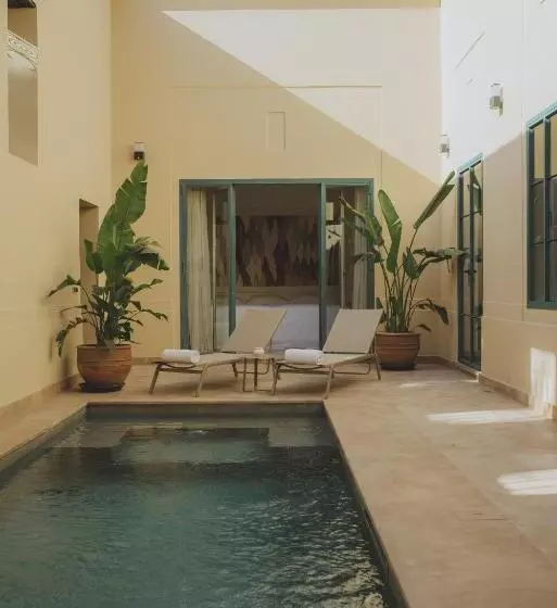 Fotos del hotel Les Deux Tours:  13