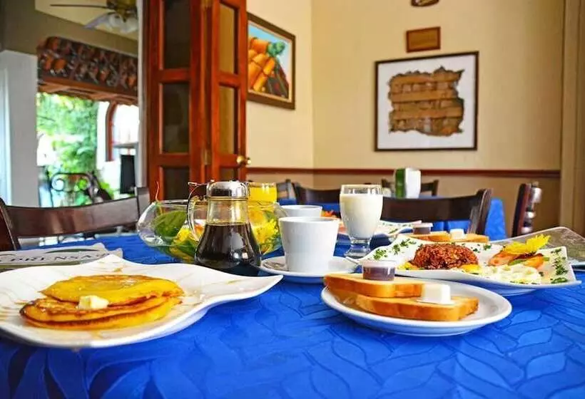 Fotos del hotel Los Balcones Leon:  13