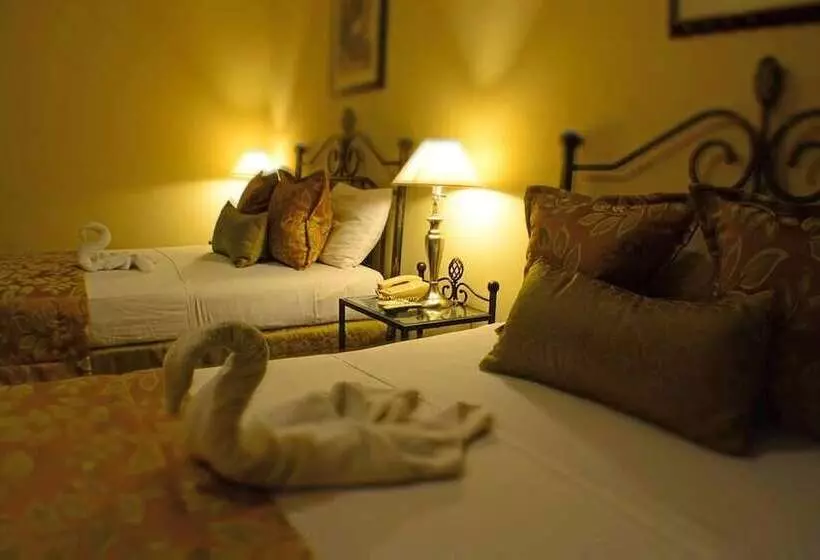 Fotos del hotel Los Balcones Leon:  21