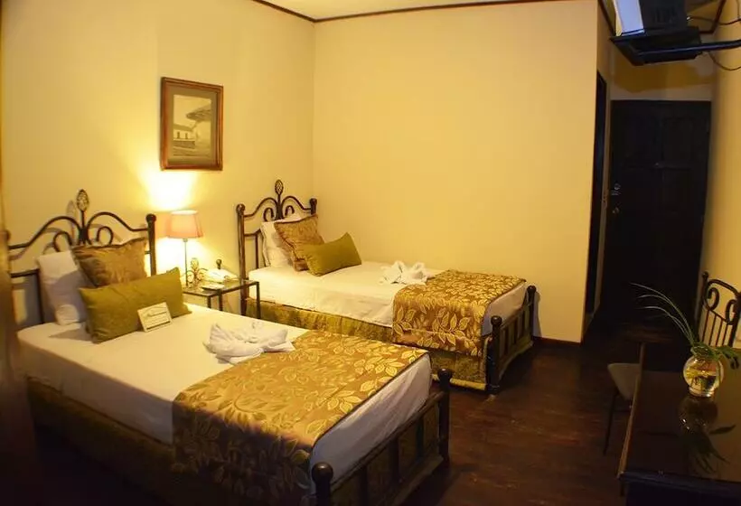 Fotos del hotel Los Balcones Leon:  6