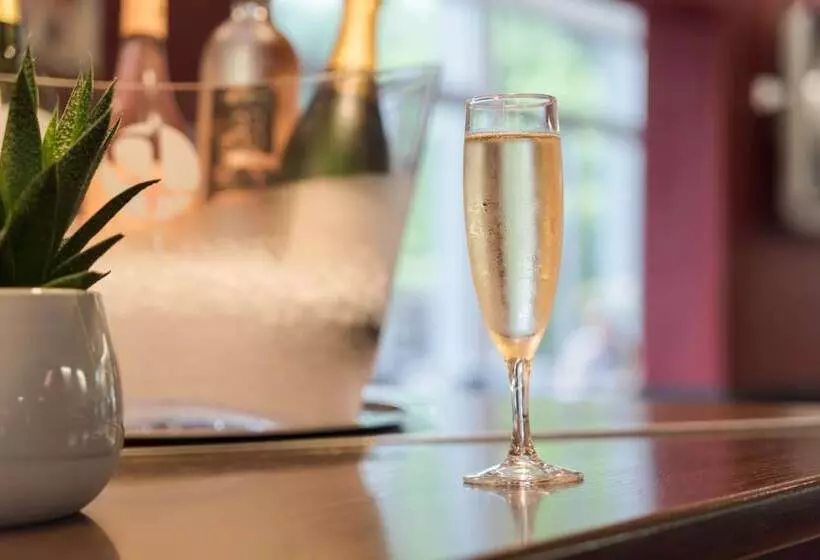 Fotos del hotel Sure  By Best Western Biarritz Aeroport:  7