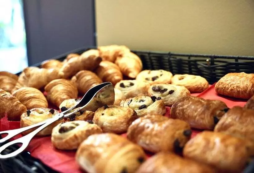 Fotos del hotel Sure  By Best Western Biarritz Aeroport:  10