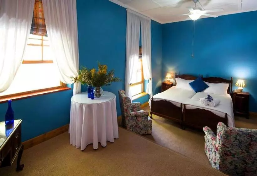 Mountain Manor Guest House & Executive Suites