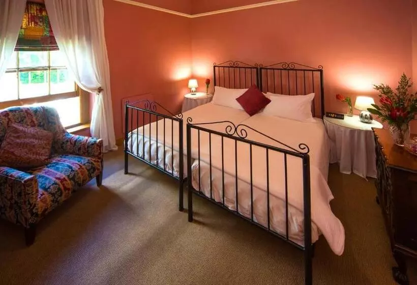 Fotos del hotel Mountain Manor Guest House & Executive Suites:  12