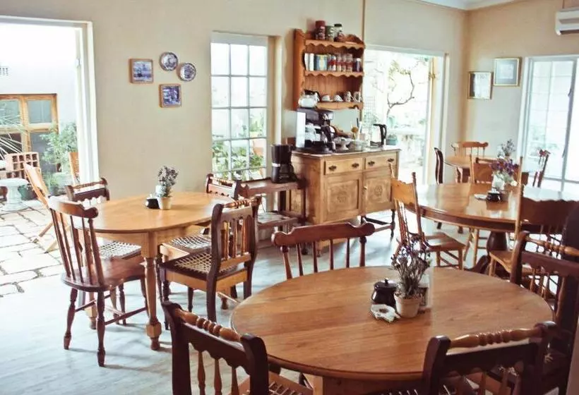 Fotos del hotel Mountain Manor Guest House & Executive Suites:  4