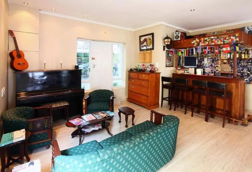 Fotos del hotel Mountain Manor Guest House & Executive Suites:  25