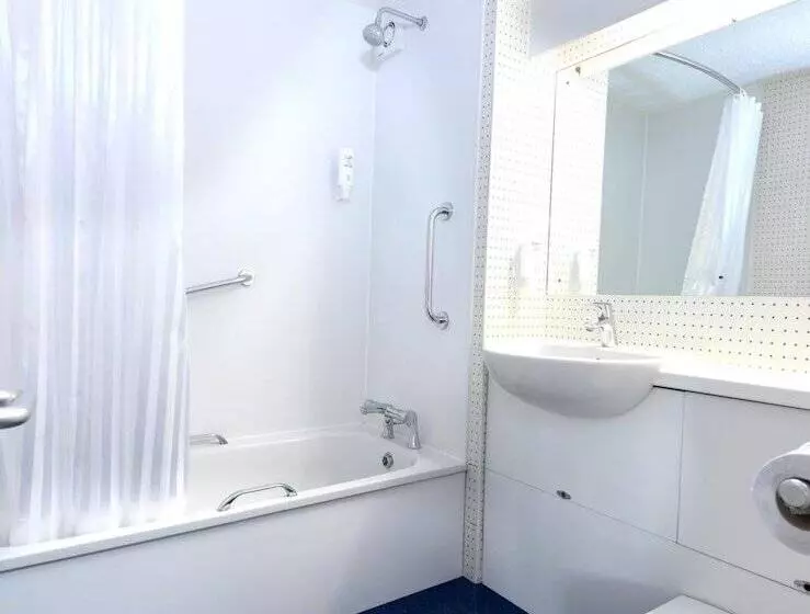 Fotos del hotel Travelodge Waterford:  17