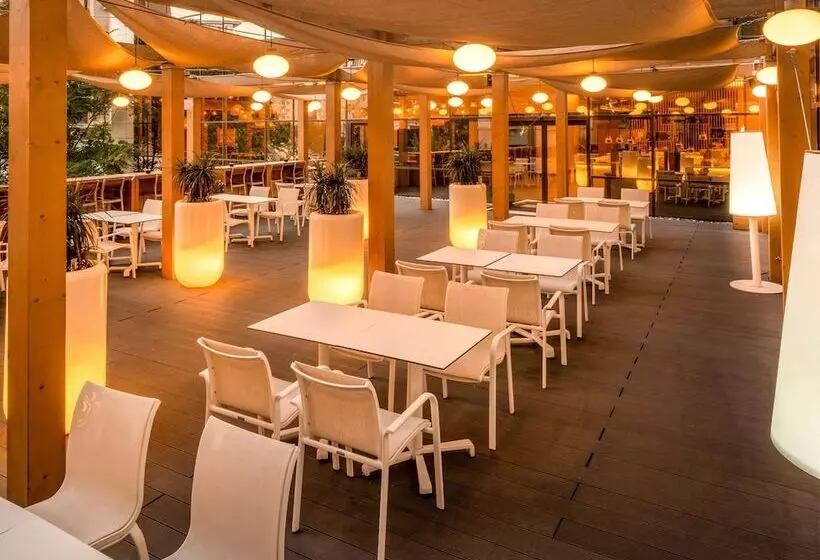 Fotos del hotel Novotel Bucharest City Centre:  4