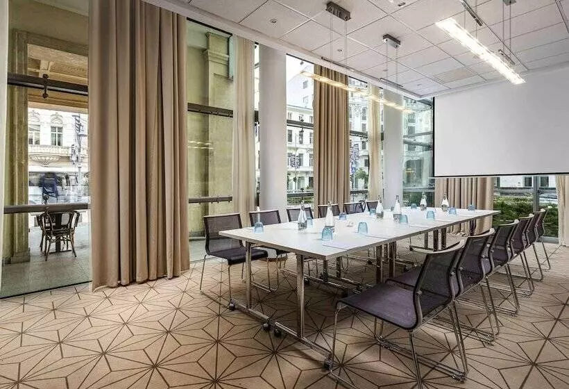 Fotos del hotel Novotel Bucharest City Centre:  6