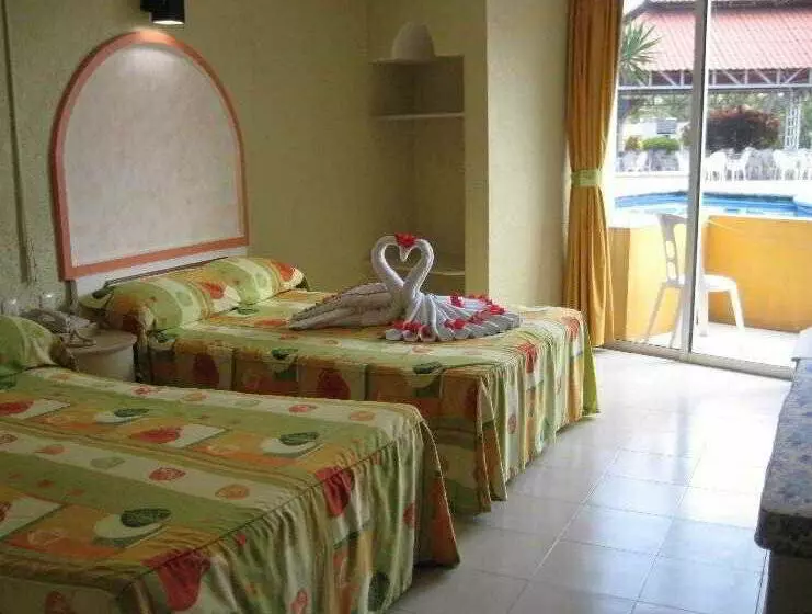 Fotos del hotel Costa Sol Hotel & Villas:  24