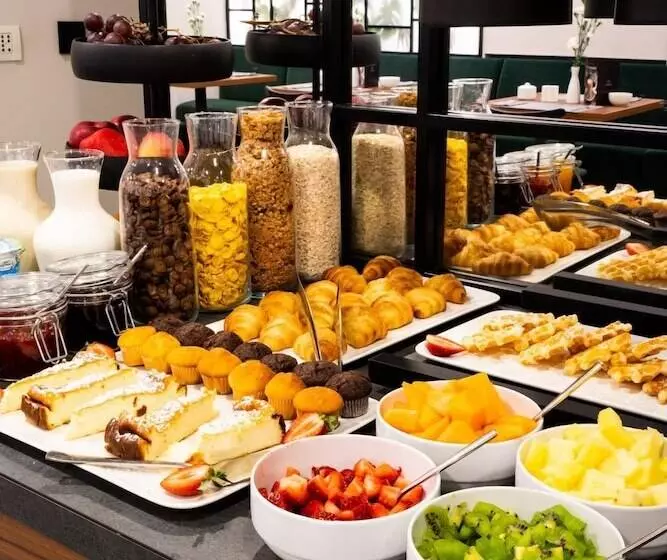 Fotos del hotel Ascot Premium:  14