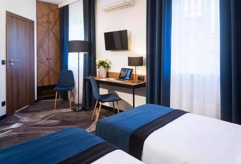 Fotos del hotel Ascot Premium:  3