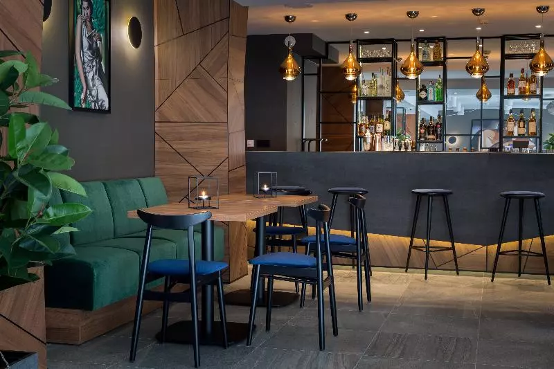 Fotos del hotel Ascot Premium:  18