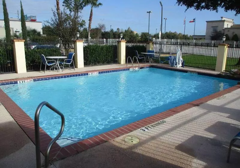 Fotos del hotel Best Western Plus Sam Houston Inn & Suites:  2