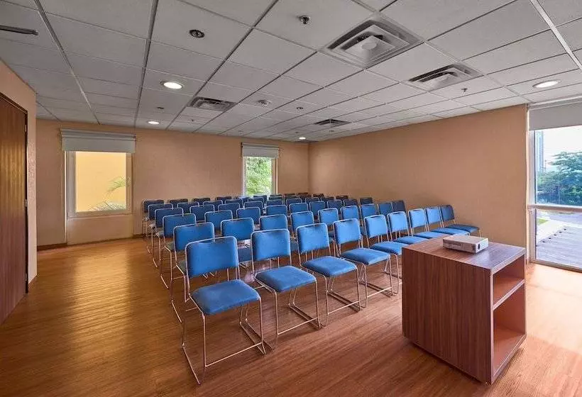 Fotos del hotel City Express Tuxtla Gutiérrez:  5