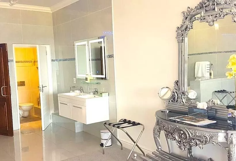 Fotos del hotel Misty Waves Boutique:  24