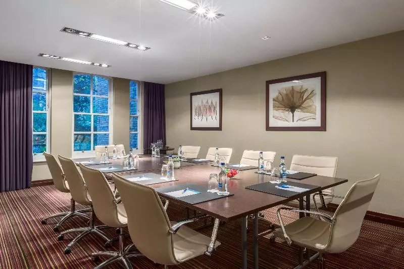 Fotos del hotel Nh London Kensington:  6