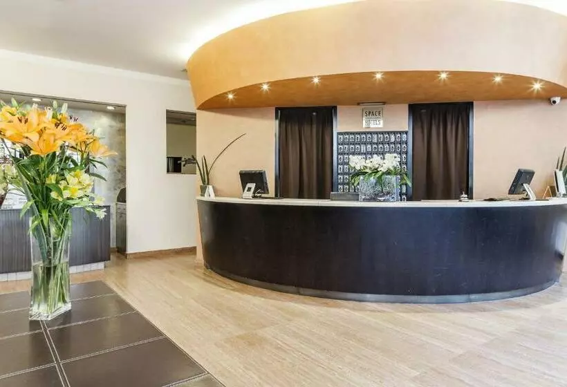 Fotos del hotel Des Etrangers:  8